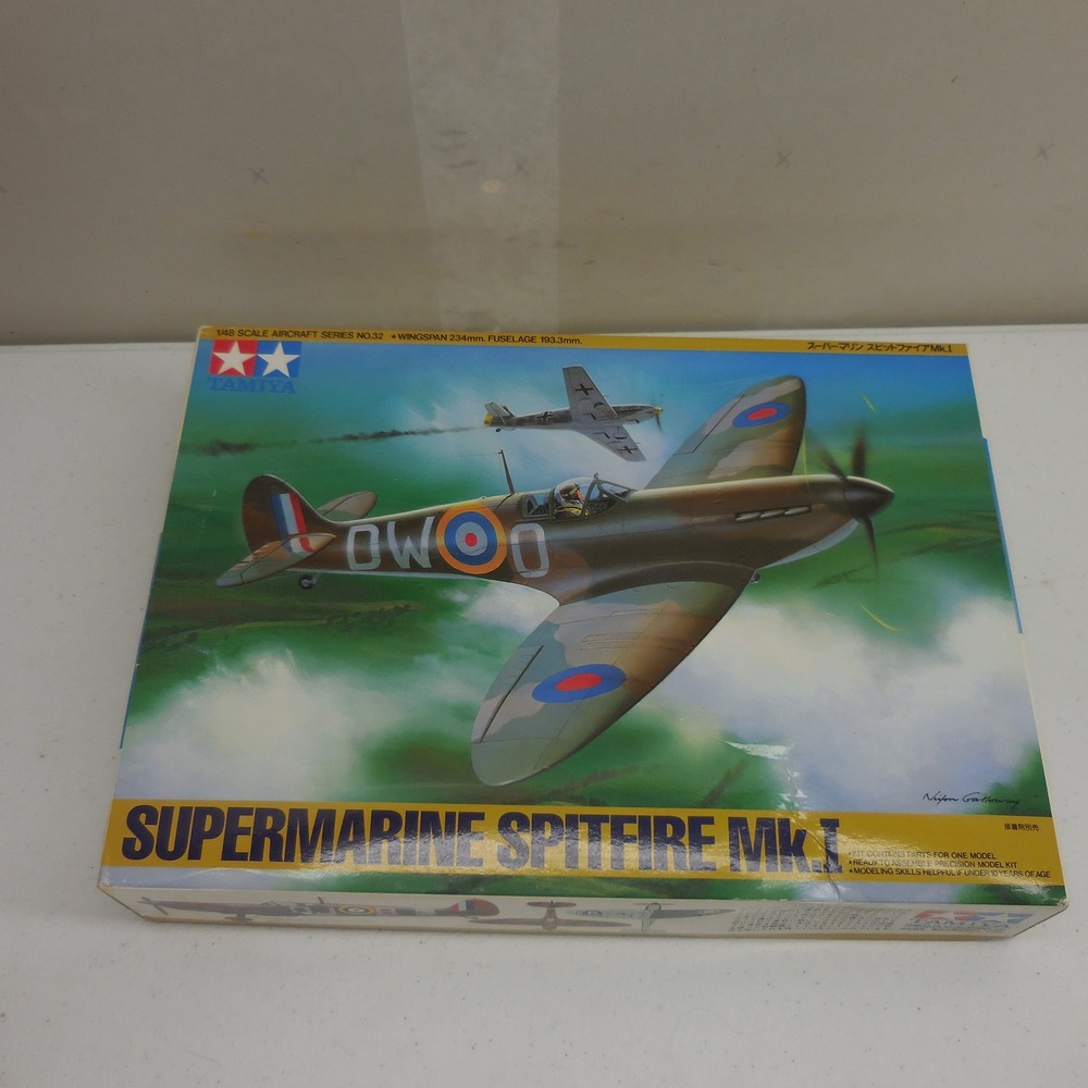 Tamiya 1/48 Supermarine Spitfire Mk.I Aircraft Model Kit 61032 Open Box Sealed